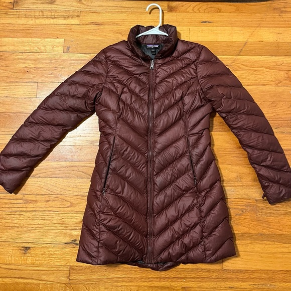 Patagonia Women’s Tres 3 in 1 Waterproof Down Parka Small (lightly worn) - Picture 8 of 14